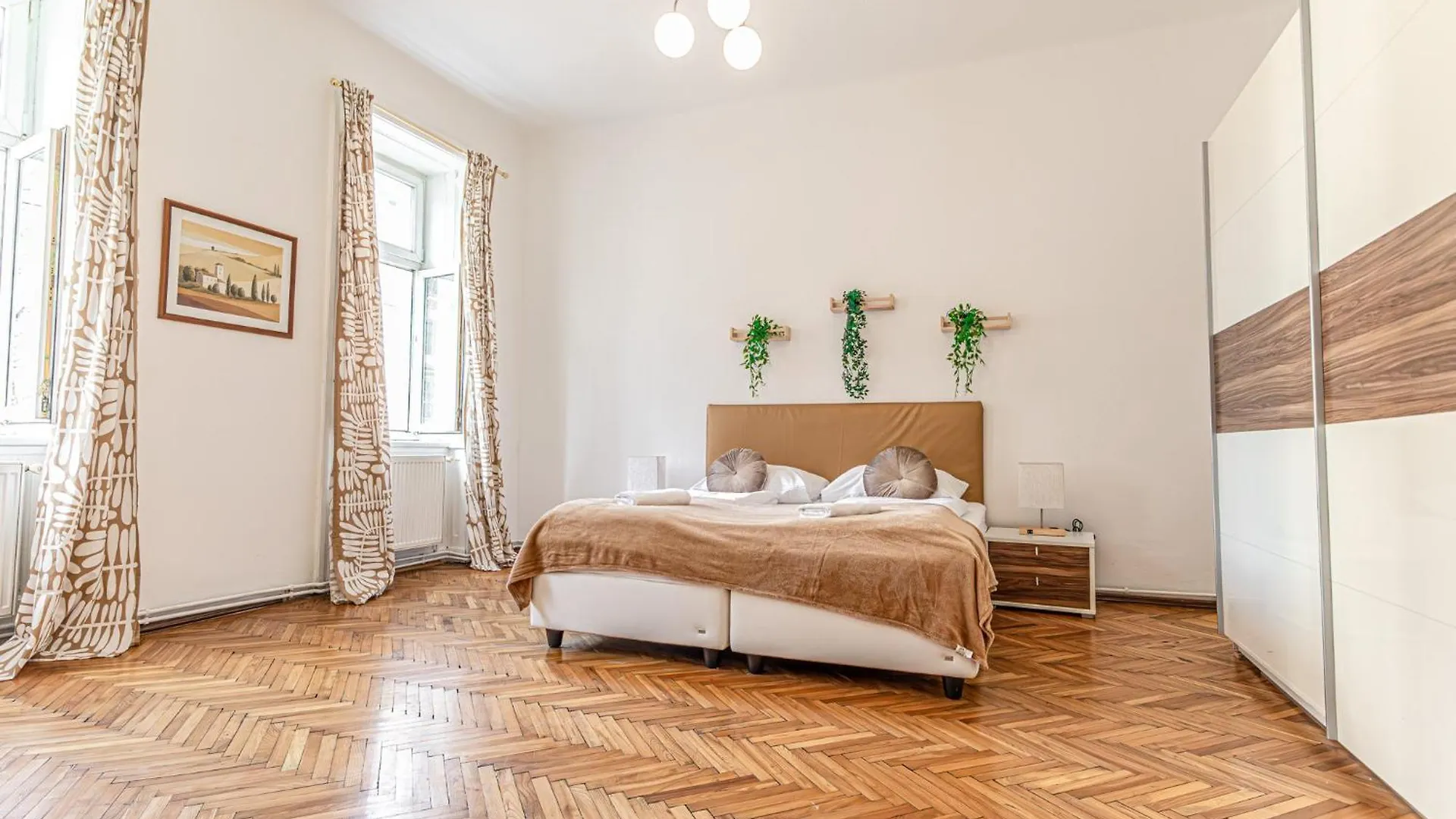 Stylish Shared 2Br Apt, Central With Easy City Access Apartamento Viena
